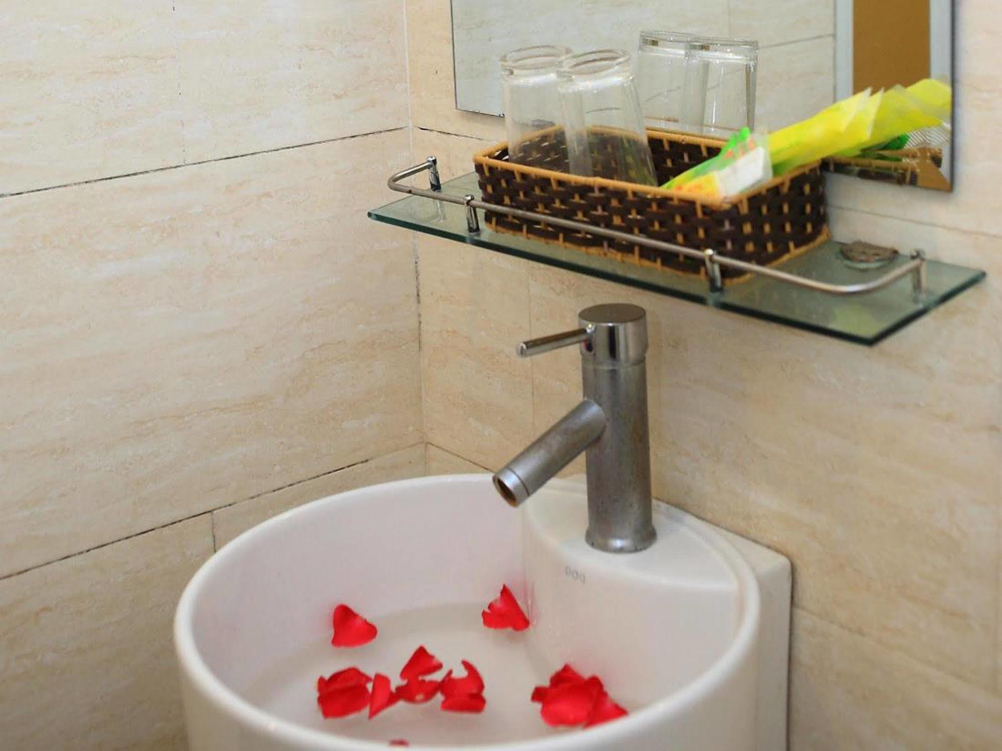 Hanoi Zesty Hotel Luaran gambar